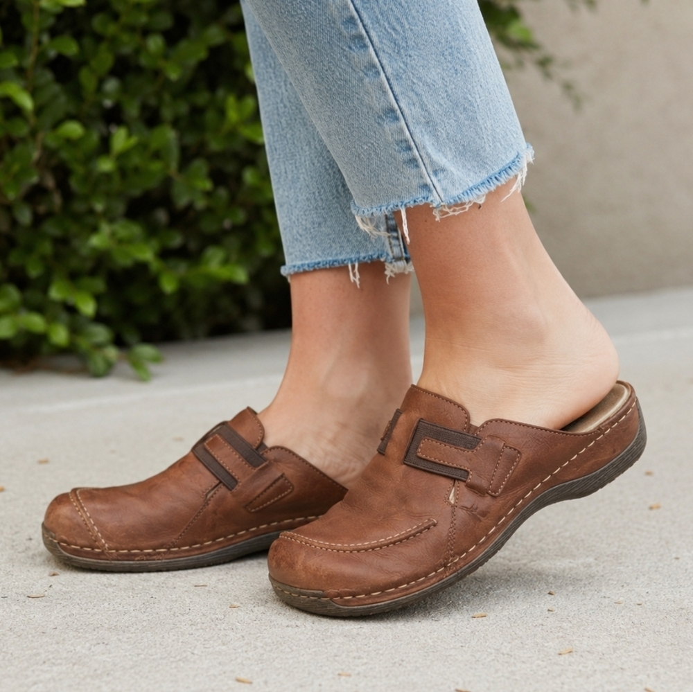 Volks Walkers Brown Leather Clogs Women’s EU 38 Comfort Slip On Mule Shoes